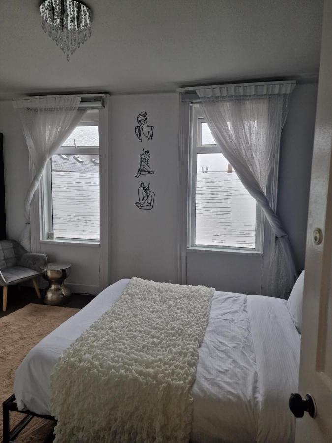 Double Rooms, Free Continental Breakfast, Pics And Full Address Sent After Booking, 2 Miles To City Centre 贝尔法斯特 外观 照片